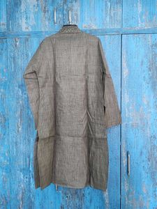 Embroidered Men&#39;s Kurta