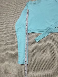 Crisscross waist top