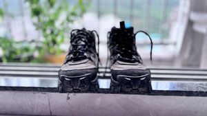 Signature Woodland Tracking Shoes