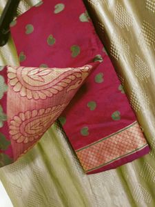 Maroon &amp; Gold Paisley Saree