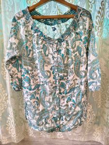 BOGO🎁Buy One Get 1 Free🎁Paisley Print Top