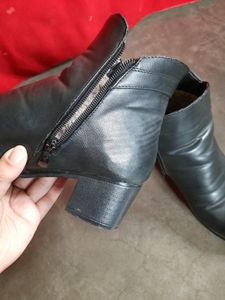 Black Boots