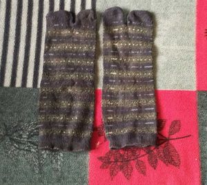 Patterned Split-Toe Socks