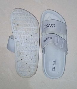 Slippers/Flipflops