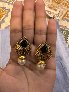 Pendent Set