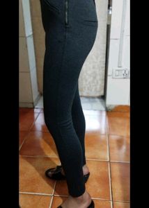 TRAFSLUC ZARA ZIP TIGHT PANTS AND H&amp;M TOP BLACK