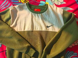 Nike Sweatshirt