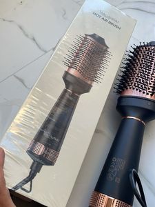 MakeMeeBold Hot Air Brush