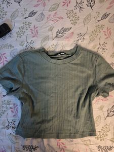 Green Ribbed Cropped Tee