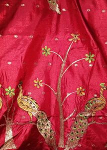 Green &amp; Red Silk Blend Fabric