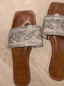 White Mirror Work Flats