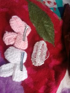 Pink and white wool bow hair clip for woman