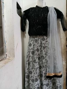 Beautiful Lahenga Choli And Dupatta