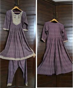 Women Purple Embroidered Viscose Suit Set