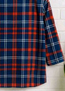 Plaid 3/4 Sleeve Top