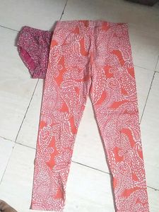 Pair Of Legging And Innerwear For 6 Years.