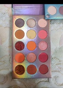 Beauty Glazed color board eyeshadow palette