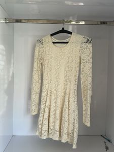 Elegant Lace Long Sleeve Dress