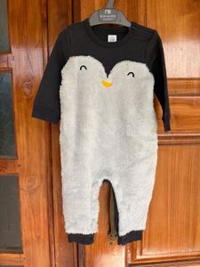 GAP Penguin Romper - Adorable!