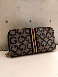 BRAND NEW GUCCI WALLET