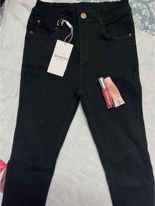 Stylish Black Skinny Jeans