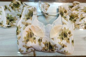 Floral Puff Sleeve Blouse