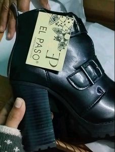 El Paso Buckled Platform Heel Boot