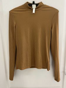 High neck Top