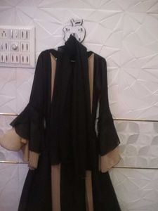 Frill Abaya With Hijab