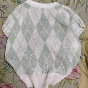 Argyle white and green Knit Top