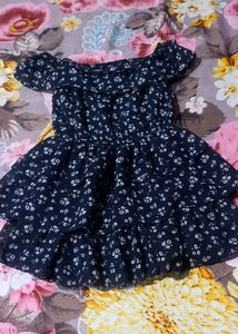 3 To 4 Years Babygirl Black White Flowers Frock
