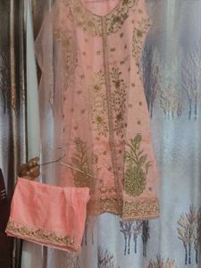 4 colour Peach Embroidered Kurta Set