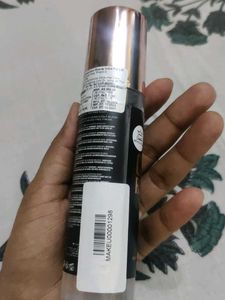 Makeup Revolution Fixing Spray