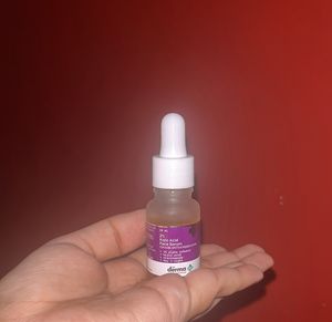 The Derma Co Face Serum