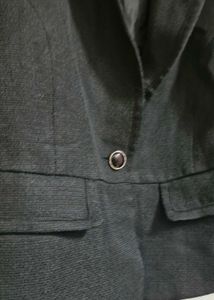 Chic Black Blazer