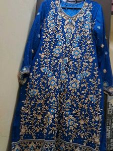 Elegant Blue Embroidered Kurta