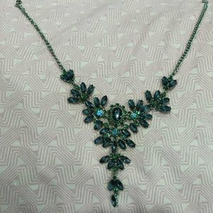 Elegant Floral Statement Necklace