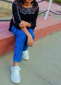Black Flare Top