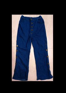 Nevy Blue Straight Fit Women Jeans