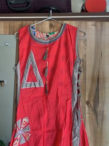 Ethanic Gown With Strug