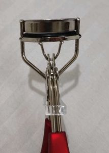 DIY Precise Eyelash Curler