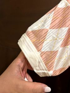 Peach Diamond Pattern Top