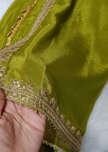 Embellished Pakistani Kurta Set