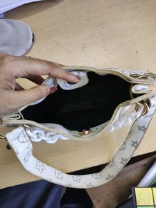 Y2k Purse🤍