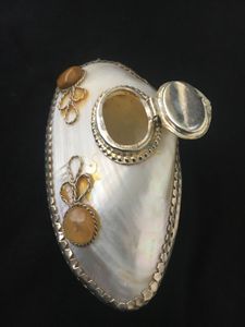 Vintage Mother of pearl hanging trinket box/Pendan