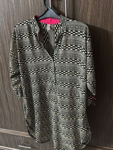 Patterned Tunic Top