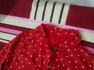 Red Heart Print Shirt