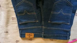 OFFER COMBO, Women Black &amp; Blue Straight fit Jeans