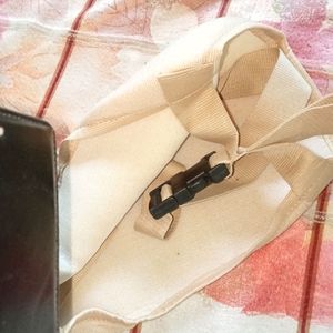 pouch arm sling