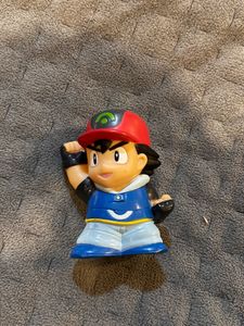 Pokemon Ash and Charizard Figure